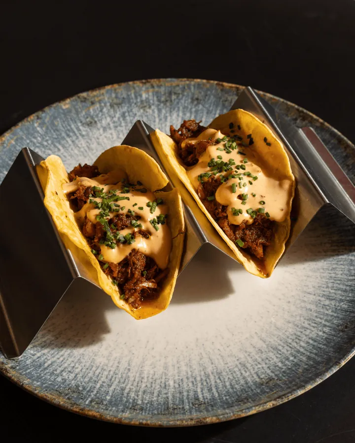 Cochinita tacos